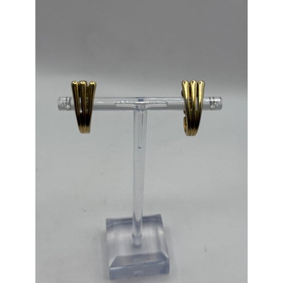 Vintage Avon Gold-Tone Clip-On Earrings With Ribbed Design - Picture 1 of 5